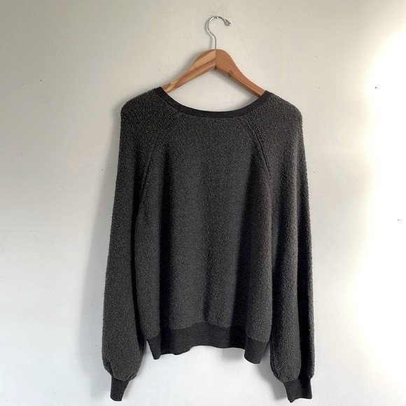 American Eagle Boucle Balloon Sleeve Sweater Size XL Gray - Picture 8 of 9